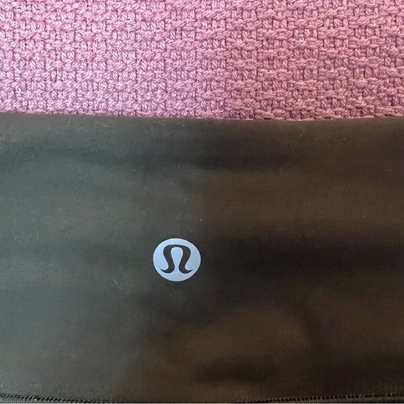 Lululemon Invigorate High Rise Tight 25" Dark Olive Size 4 Everlux - Picture 9 of 10
